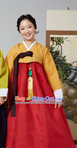 Korean Traditional Garment Yellow Blouse and Red Dress Mother Hanbok Asian Korea Fashion Costume for Women