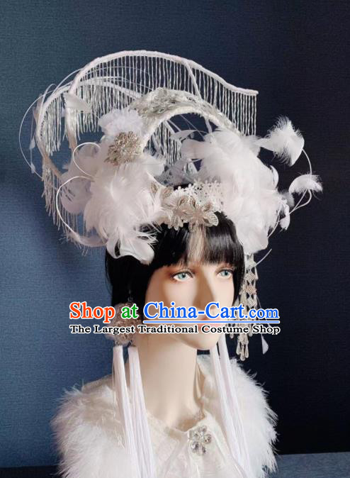 Chinese Handmade Classical White Feather Phoenix Coronet Hat Ancient Empress Hanfu Hair Accessories for Women