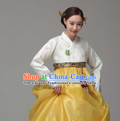 Korean Traditional Dance Hanbok White Blouse and Yellow Dress Garment Asian Korea Fashion Costume for Women