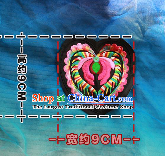 Chinese Traditional Embroidered Heart Shape Patch Embroidery Craft Embroidering Accessories