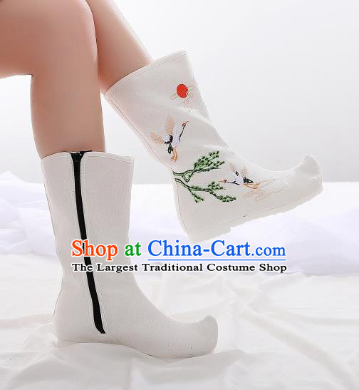 Traditional Chinese Kung Fu White Boots Opera Shoes Hanfu Shoes Embroidered Crane Boots for Women