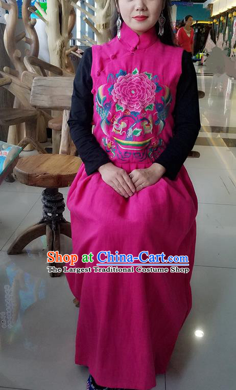 Traditional Chinese Embroidered Peony Rosy Sleeveless Dress National Cheongsam Costume for Women