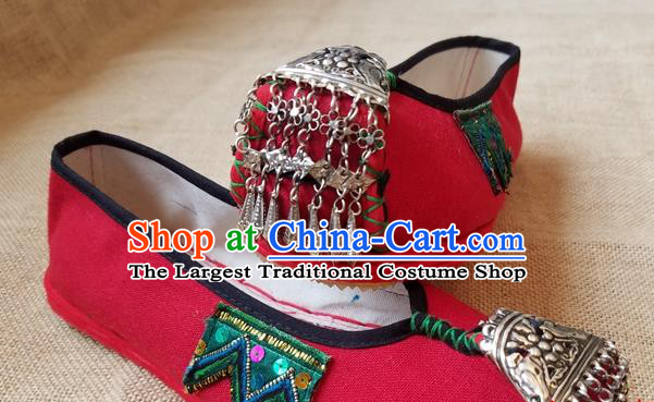 Traditional Chinese Handmade Ethnic Silver Tassel Red Shoes Yunnan National Shoes Embroidered Shoes for Women
