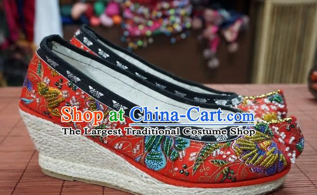Traditional Chinese Ethnic Embroidered Beads Red Shoes Handmade Yunnan National Shoes Wedding Shoes for Women