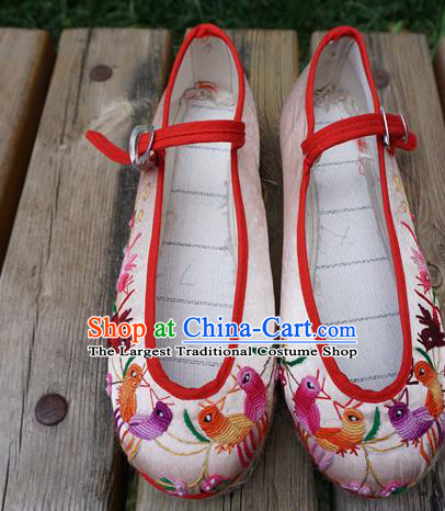 Traditional Chinese Ethnic Embroidered Magpie Light Pink Shoes Handmade Yunnan National Shoes Wedding Shoes for Women