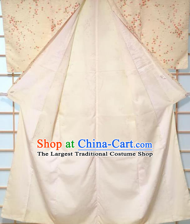 Traditional Japanese Beige Kimono Japan Classical Flowers Pattern Yukata Dress Costume for Women