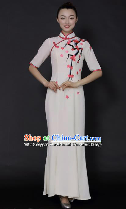 Chinese Classical Dance White Qipao Dress Traditional Fan Dance Stage Performance Costume for Women