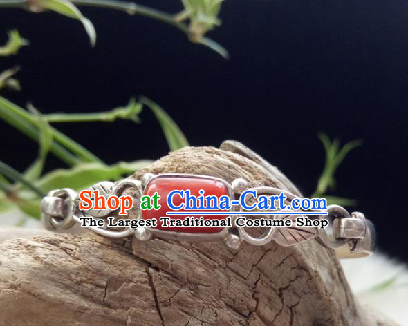 Chinese Zang Nationality 925 Silver Coral Bracelet Handmade Traditional Tibetan Ethnic Jewelry Accessories for Women