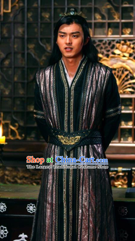 Chinese Ancient Swordsman Castellan Jingnan Sumu Historical Drama Devastating Beauty Black Costume and Headpiece for Men