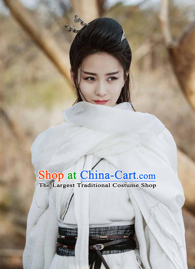 Chinese Ancient Female Swordsman Ye Celeng Dress Historical Drama Sword Dynasty Costume and Headpiece for Women