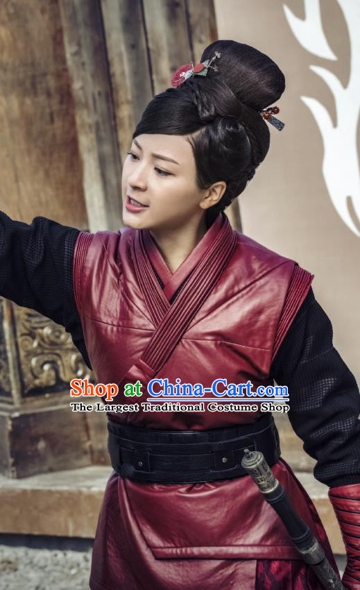 Chinese Ancient Swordswoman Historical Costumes and Hairpins Drama Tang Dynasty Tour Tian Ruolan Dresses