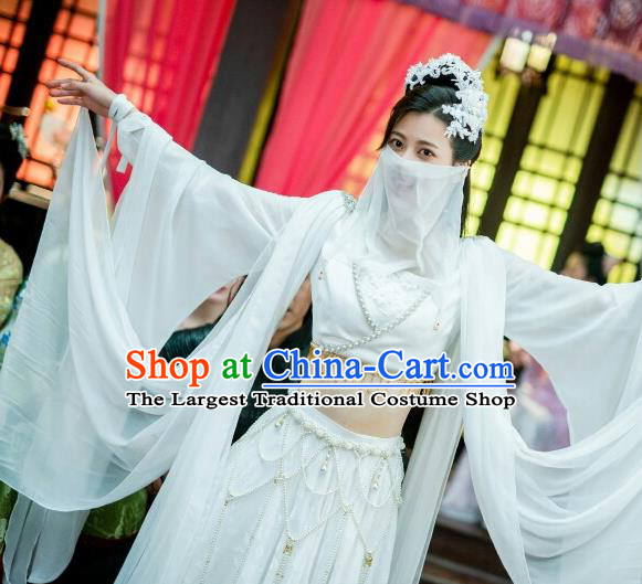 Chinese Ancient Dance Girl Historical Costumes Drama The Romance of Hua Rong White Hanfu Dress and Hair Jewelries