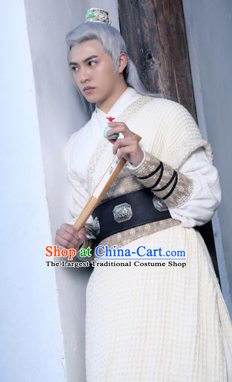 Chinese Ancient Song Dynasty Garment Clothing and Headpieces Drama Kai Feng Qi Tan Swordsman Bai Yutang White Apparels