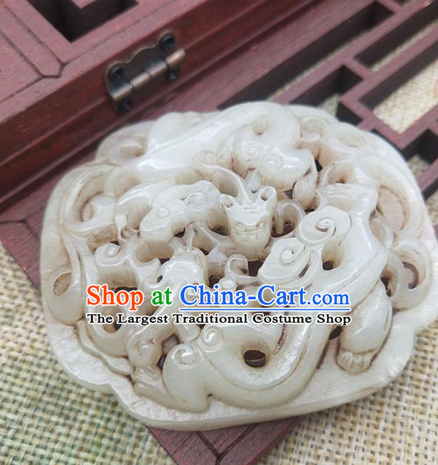 Chinese Handmade Jade Accessories Handgrip Craft Jade Necklace Carving Dragon Jade Label Pendant