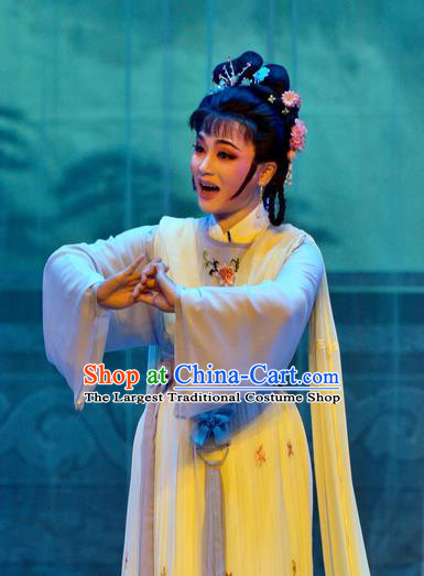 Chinese Shaoxing Opera Maidservant Pi Shan Jiu Mu Apparels Costumes Yue Opera Actress Servant Girl Dress Garment and Headpiece