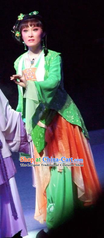 Chinese Shaoxing Opera Young Lady Green Dress Garment The Legend of Pearl Zhen Zhu Chuan Qi Yue Opera Xiao Dan Costumes Village Girl Apparels and Headpieces