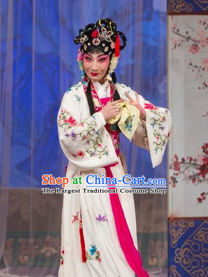 Chinese Beijing Opera Diva Apparels Xun Guanniang Costumes and Headpieces Traditional Peking Opera Hua Tan Dress Young Lady Garment
