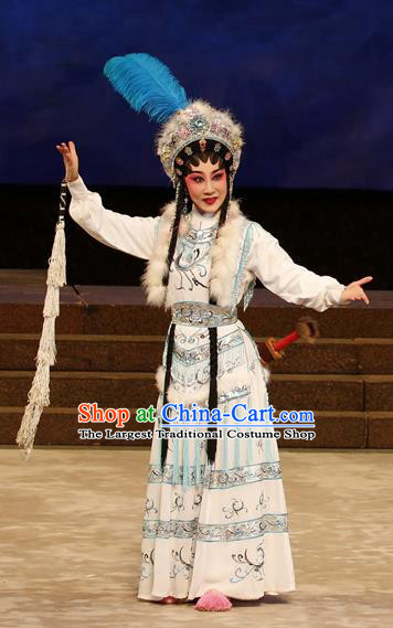 Chinese Cantonese Opera Diva Jiang Yunxia Garment General Ma Chao Costumes and Headdress Traditional Guangdong Opera Hua Tan Apparels Young Female Dress