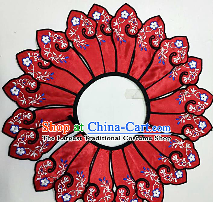 Chinese Traditional Qing Dynasty Embroidered Pattern Shoulder Embroidery Craft Embroidered Eighteen Pieces Shoulder Accessories