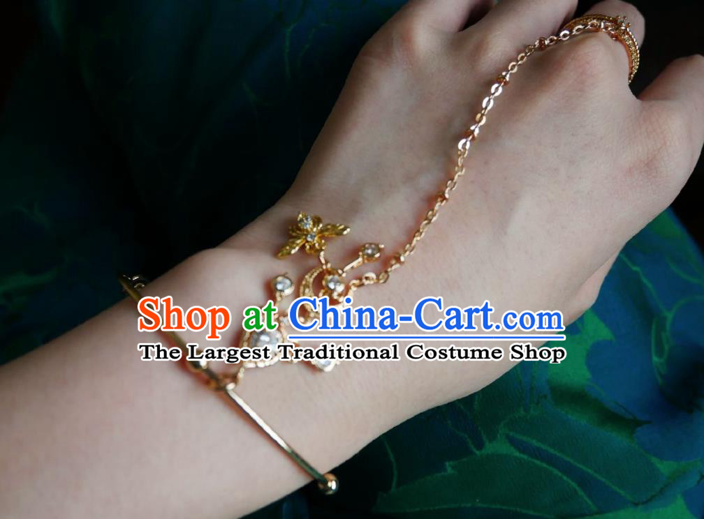 Chinese Handmade Golden Bracelet Traditional Hanfu Jewelry Accessories Crystal Tassel Bangle for Women