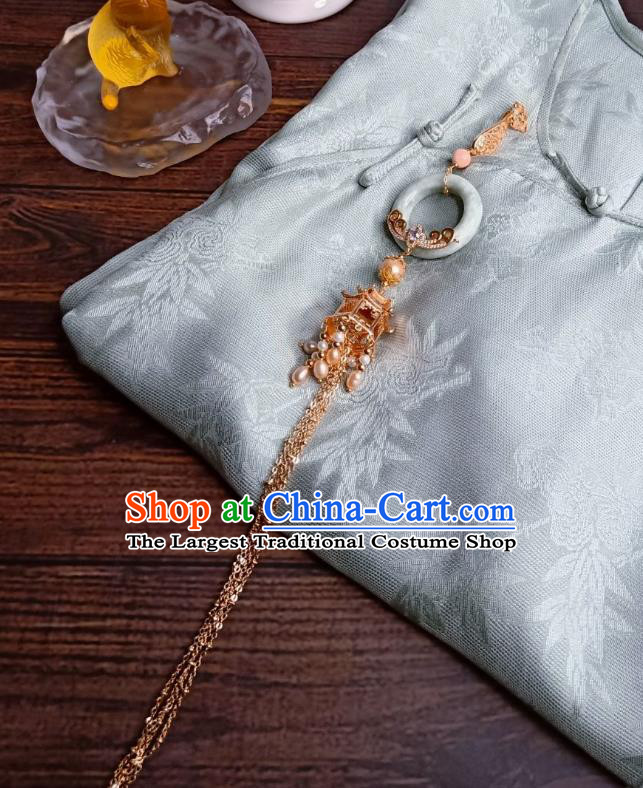 Chinese Classical Golden Palace Brooch Traditional Hanfu Accessories Handmade Cheongsam Jade Breastpin Pearls Tassel Pendant for Women