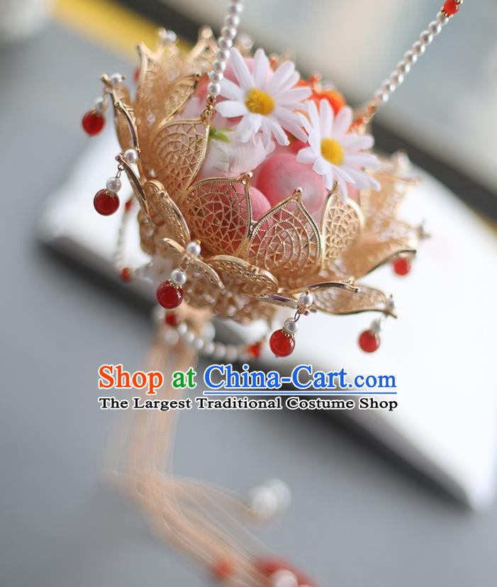 Top Grade Chinese Classical Lotus Lantern Accessories Handmade Ancient Bride Pearls Portable Lamp for Women