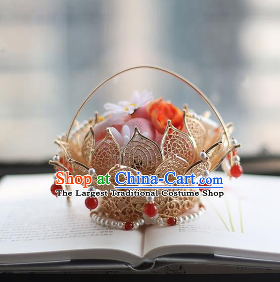 Top Grade Chinese Classical Lotus Lantern Accessories Handmade Ancient Bride Pearls Portable Lamp for Women