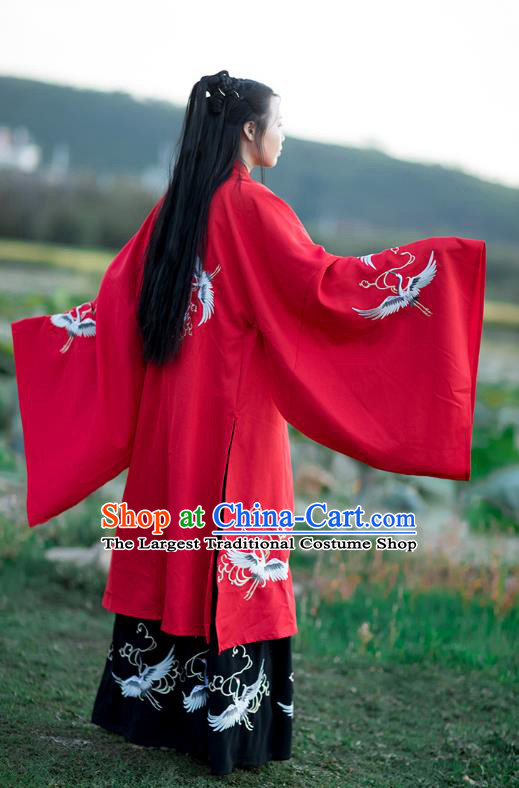 Chinese Traditional Han Dynasty Female Swordsman Hanfu Garment Ancient Knight Costumes Red Cloak Blouse and Black Skirt Full Set