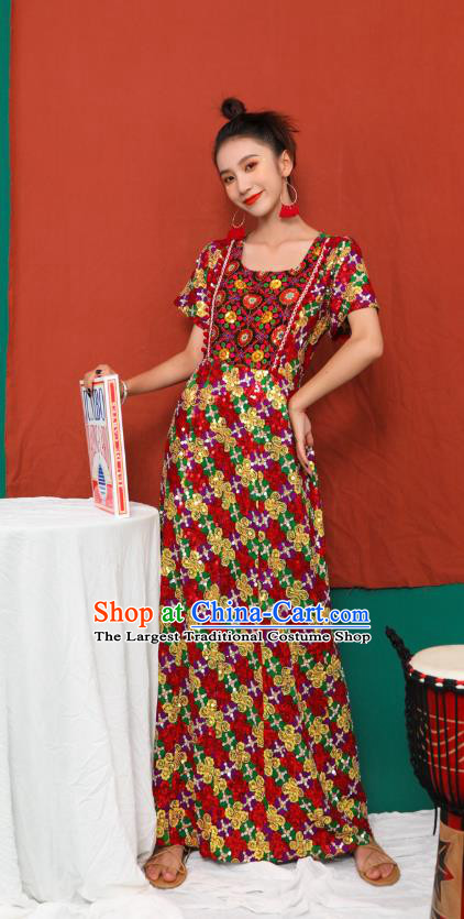 Thailand Traditional Embroidered Sequins Red Dress Asian Thai Photography National Beach Dress Costumes for Women