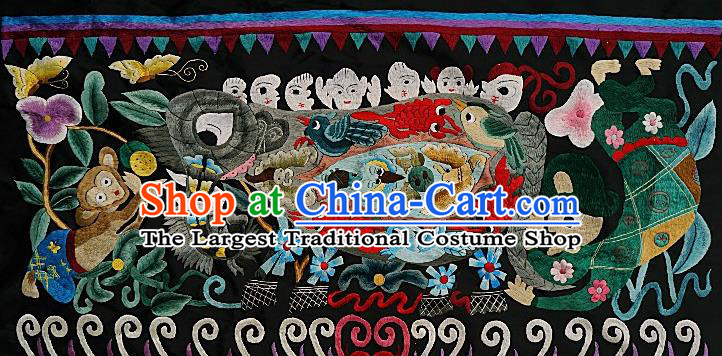 Chinese Traditional Embroidered Elephant Monkey Fabric Patches Handmade Embroidery Craft Miao Ethnic Embroidering Green Cloth Person Applique Accessories