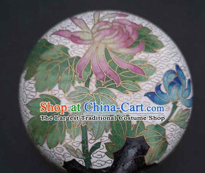 Chinese Traditional Cloisonne Chrysanthemum Pattern Rouge Box Handmade Brass Craft Enamel White Inkpad Box Accessories