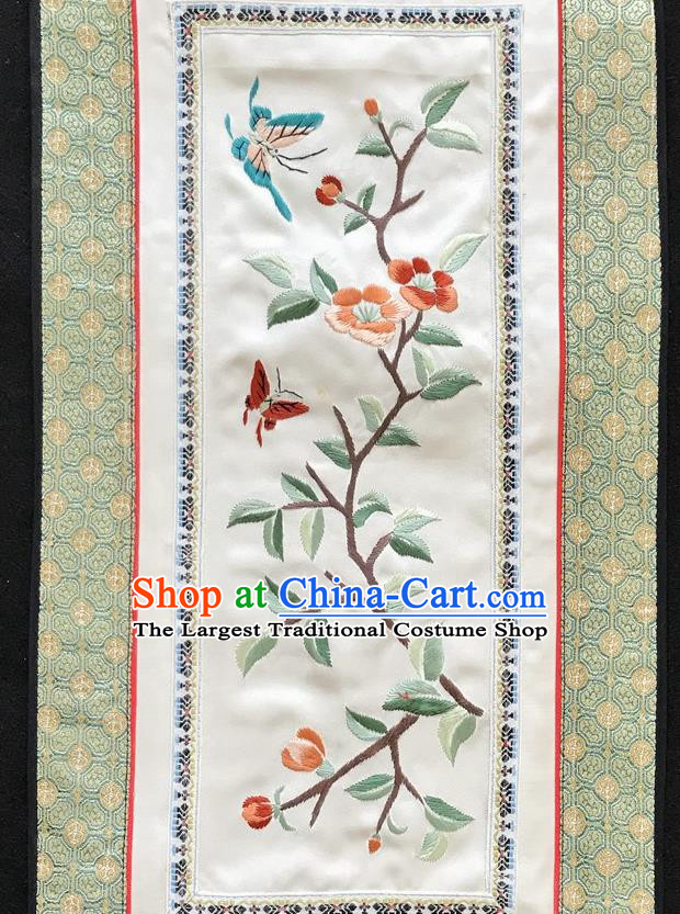 Chinese National Embroidered Flower Butterfly Paintings Traditional Handmade Embroidery Decorative White Silk Picture Craft