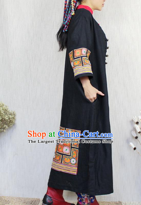 Traditional Chinese Embroidered Black Flax Dust Coat National Costume Tang Suit Overcoat for Women