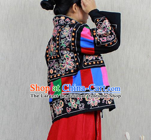 Traditional Chinese Embroidered Black Short Coat National Costume Tang Suit Plated Buttons Upper Outer Garment for Women