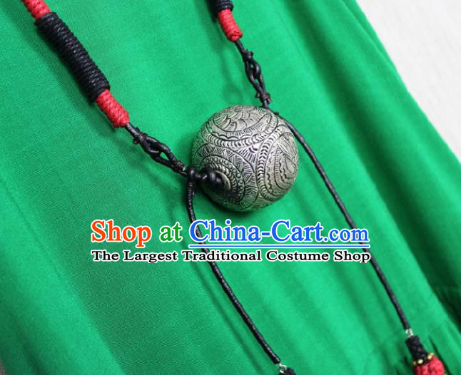 Chinese Handmade Miao Nationality Jewelry Accessories Traditional Minority Ethnic Silver Carving Ball Necklace for Women