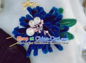 Chinese Traditional Qing Dynasty Imperial Concubine Royalblue Velvet Chrysanthemum Hairpin Headwear Ancient Manchu Woman Hair Accessories Hair Clip