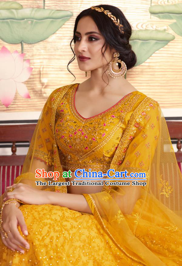 Asian India Wedding Yellow Silk Lehenga Costumes Asia Indian Traditional Festival Bride Embroidered Blouse and Skirt and Sari Complete Set