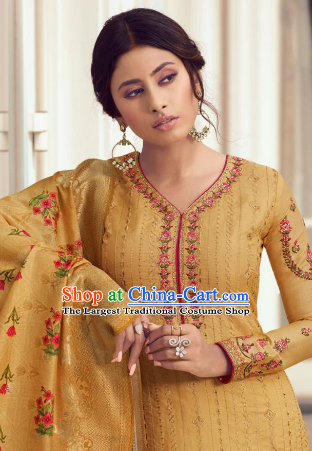 Asian India Traditional Costumes Asia Indian National Festival Punjab Suits Ginger Silk Long Blouse Shawl and Loose Pants Complete Set