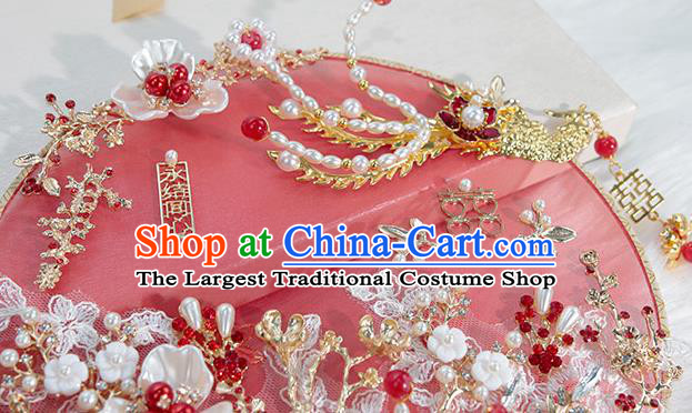 China Traditional Red Silk Fan Classical Wedding Golden Phoenix Circular Fan Handmade Shell Plum Blossom Palace Fan
