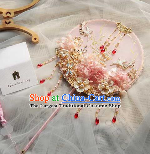 China Handmade Wedding Beads Tassel Palace Fan Traditional Bride Silk Fan Classical Dance Shell Plum Circular Fan