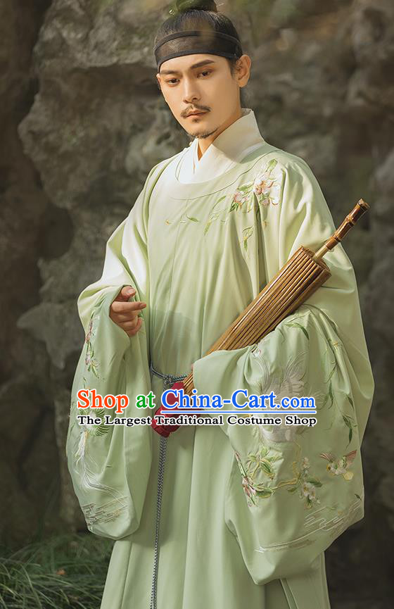 China Ancient Swordsman Embroidered Green Round Collar Robe Traditional Ming Dynasty Historical Hanfu Clothing for Men