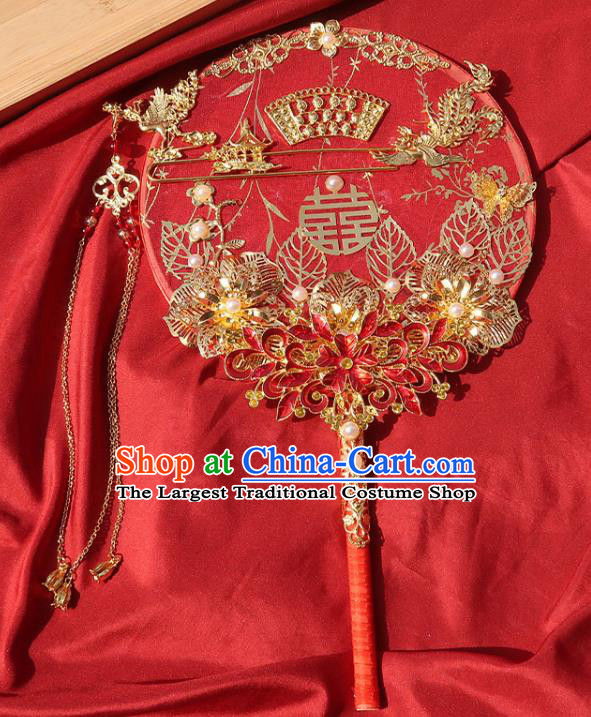 China Classical Dance Red Silk Fan Handmade Bride Palace Fan Traditional Wedding Golden Phoenix Peony Circular Fan