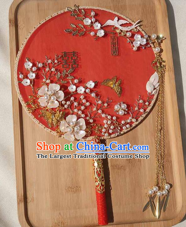 China Traditional Wedding Plum Butterfly Circular Fan Handmade Bride Palace Fan Classical Dance Shell Flowers Fan