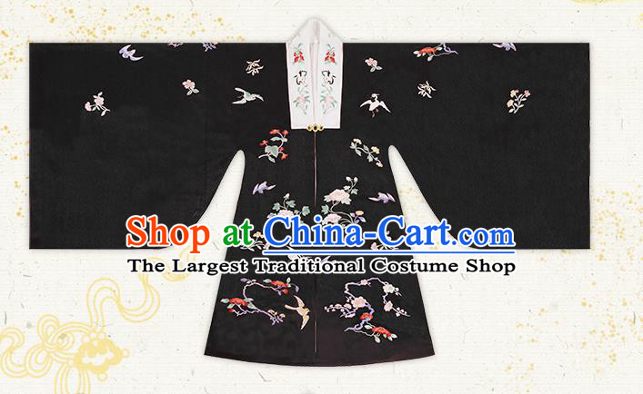 China Ancient Imperial Mistress Embroidered Hanfu Black Cape Traditional Ming Dynasty Noble Beauty Historical Clothing