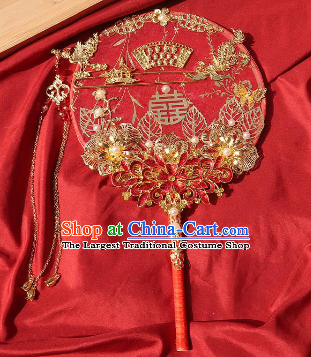 China Traditional Wedding Red Flowers Circular Fan Classical Hanfu Fan Handmade Bride Palace Fan