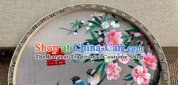 China Handmade Embroidered Palace Fan Classical Wedding Hanfu Fan Traditional Silk Circular Fan