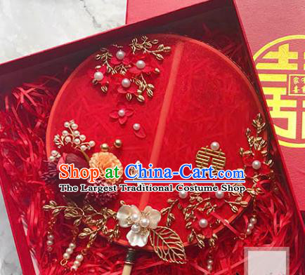 China Traditional Red Silk Hanfu Fan Bride Palace Fan Handmade Wedding Rose Circular Fan