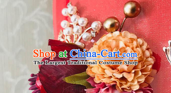 China Traditional Red Silk Hanfu Fan Bride Palace Fan Handmade Wedding Rose Circular Fan