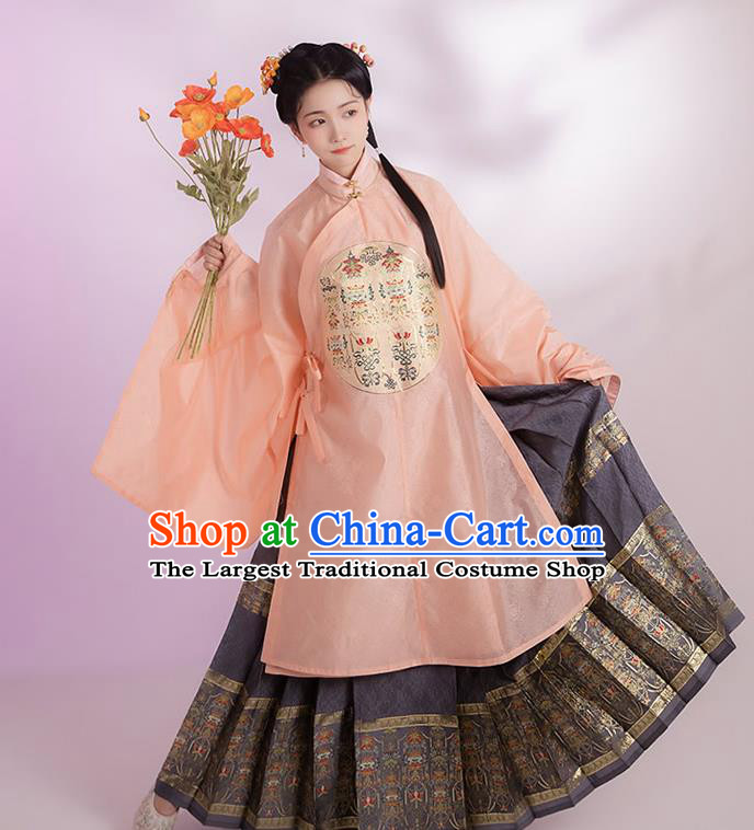 China Ming Dynasty Royal Princess Historical Clothing Ancient Palace Beauty Dress Traditional Hanfu Apparels