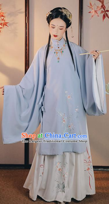 China Ancient Court Lady Hanfu Dress Traditional Ming Dynasty Noble Beauty Historical Clothing for Women